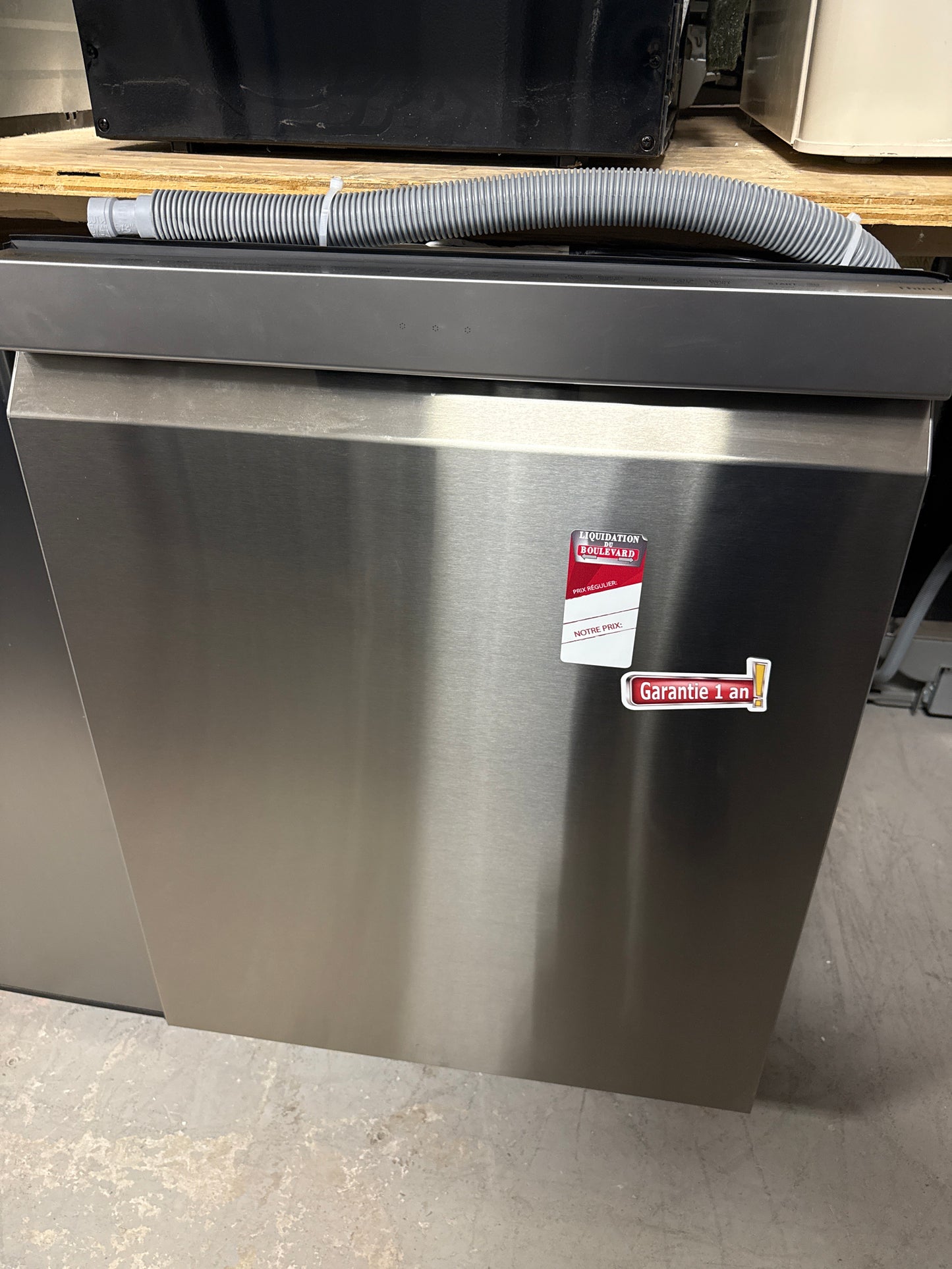 Lave-vaisselle avec QuadWash(MC), 24po, acier inoxydable LDP6797ST