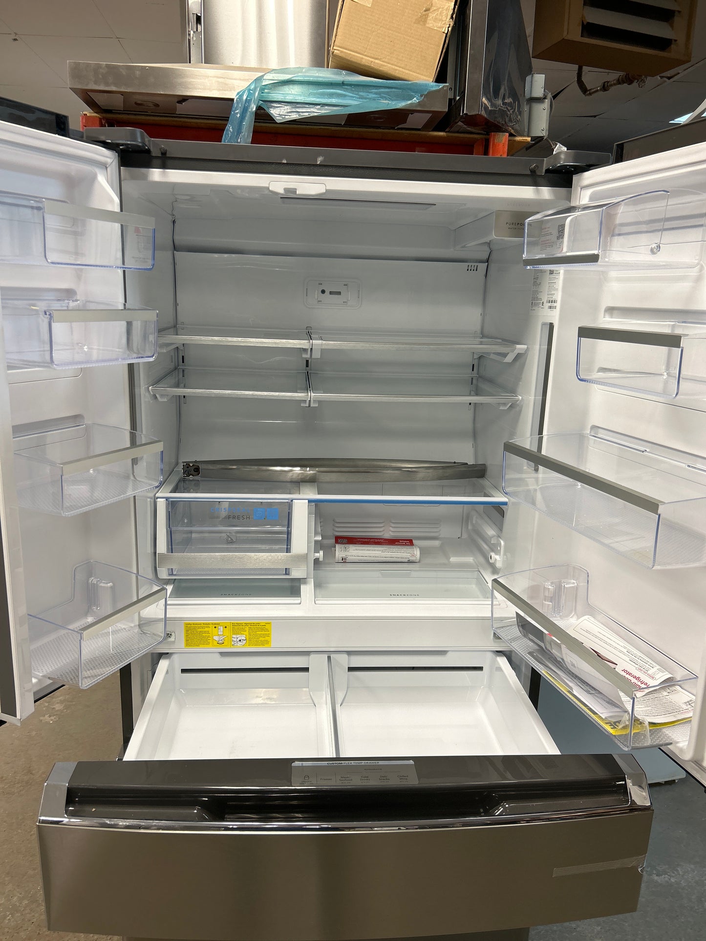 Réfrigérateur à deux portes de 22,1 pi³ de 36 po avec distributeur d'eau Gallery de Frigidaire (GRMG2272CF) - Acier inoxydable
