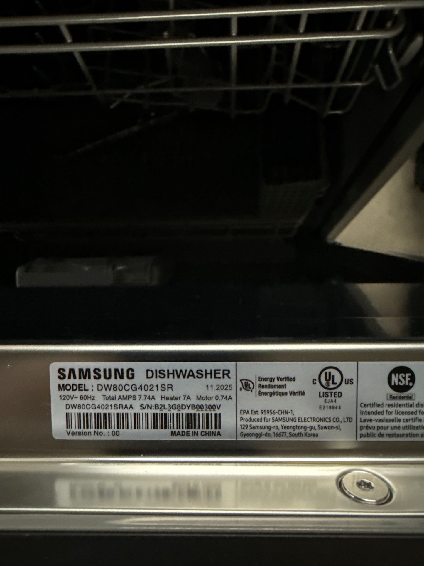 Lave-vaisselle encastrable 24 po 53 dB avec commandes sur le dessus, cuve hybride et Energy Star de Samsung (DW80CG4021SRAA) - Acier inoxydable