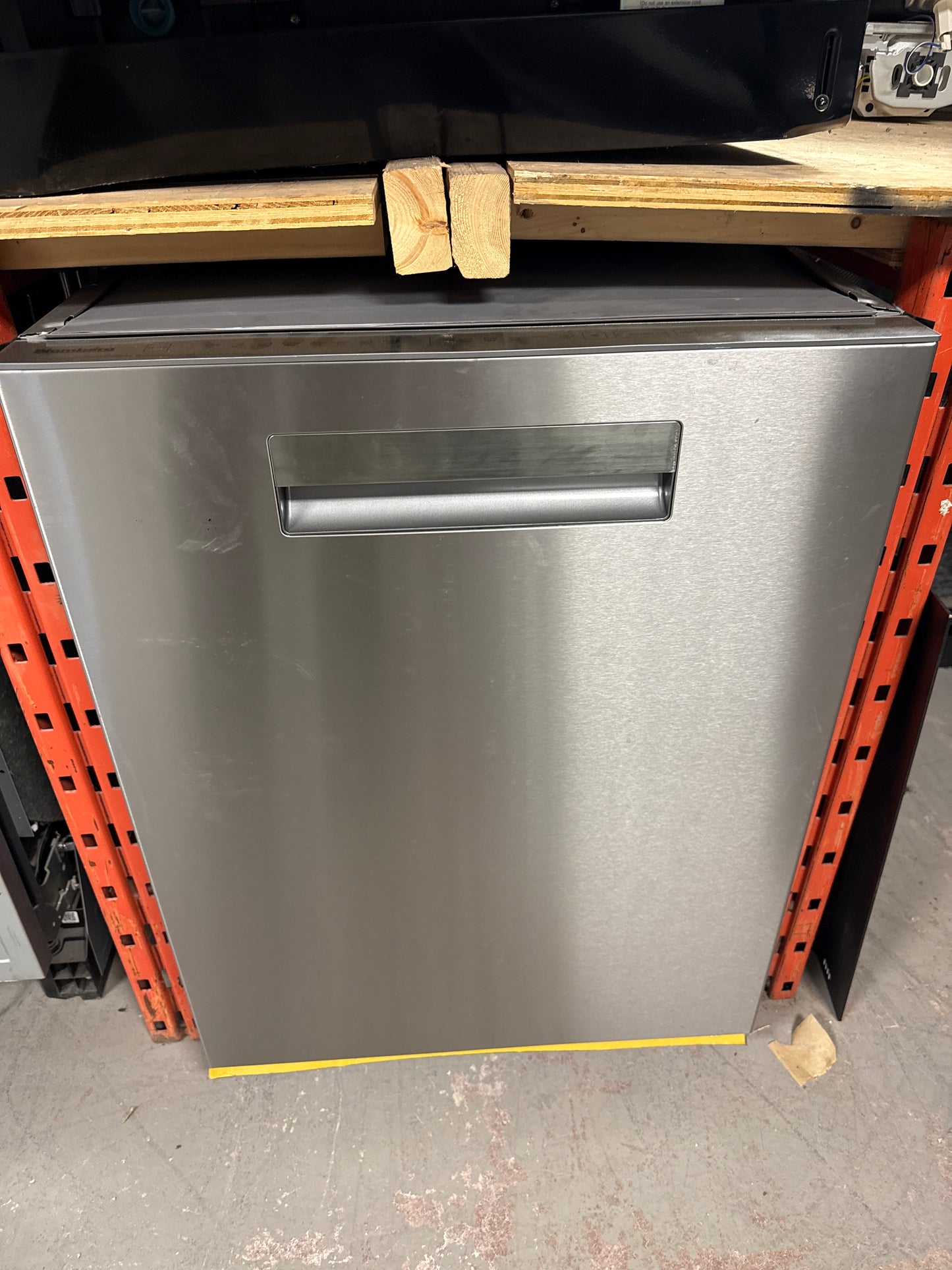 Lave-vaisselle Encastrable 24 Po.BLOMBERG DWT81800SSIH