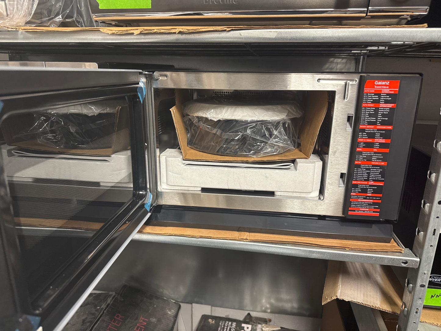 Galanz ToastWaveMC 0.9 pi3, multifonctionnel 4-en-1, friteuse à air chaud,four à convection, four à micro-ondes et grille-Pain, sensor vooker inverter, technologie TotalFry 360MC GTWHG09S1A09 (Acier inox)