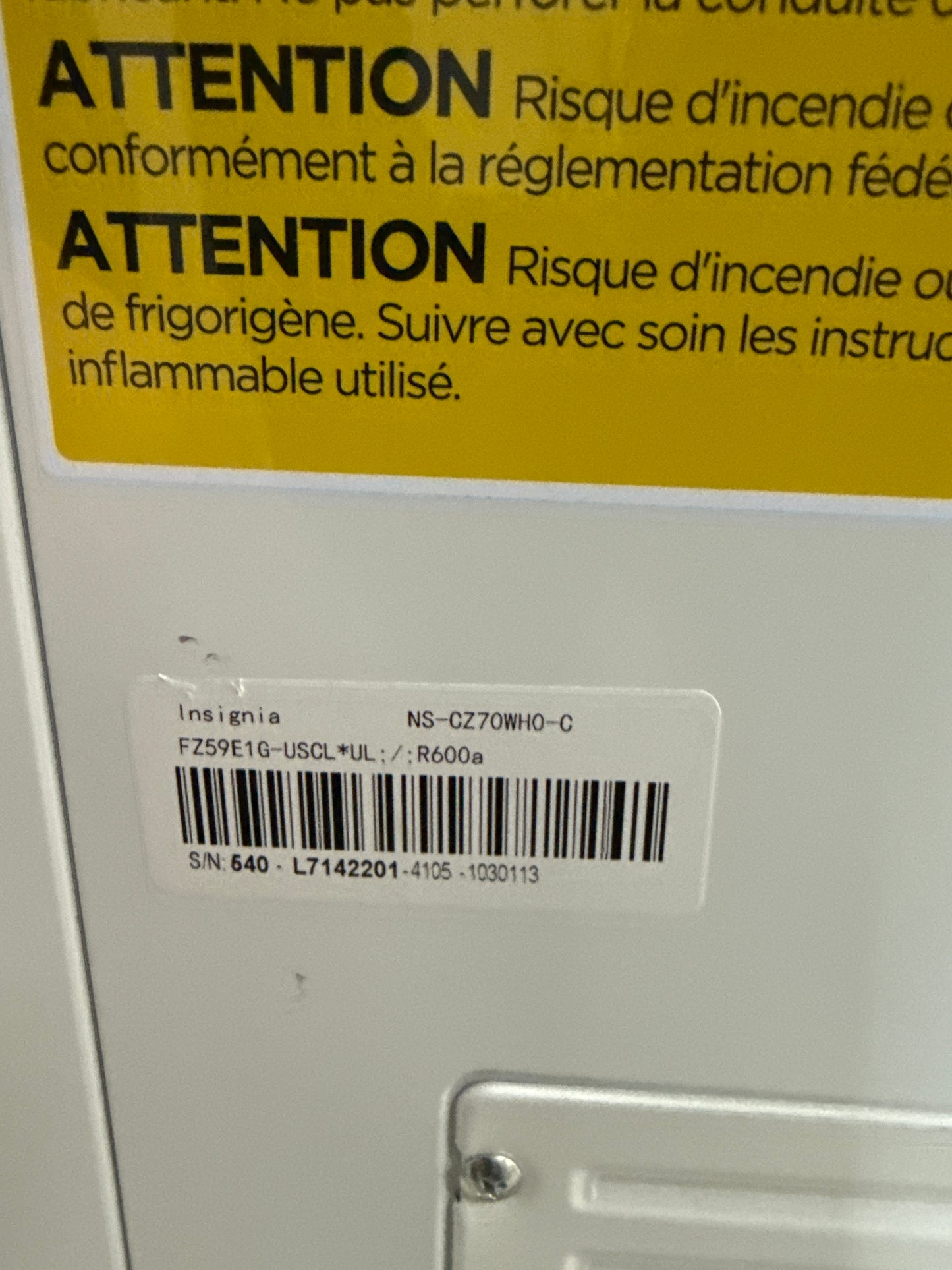 Congélateur-coffre pour le garage de 7 pi³ d'Insignia (NS-CZ70WH0-C)