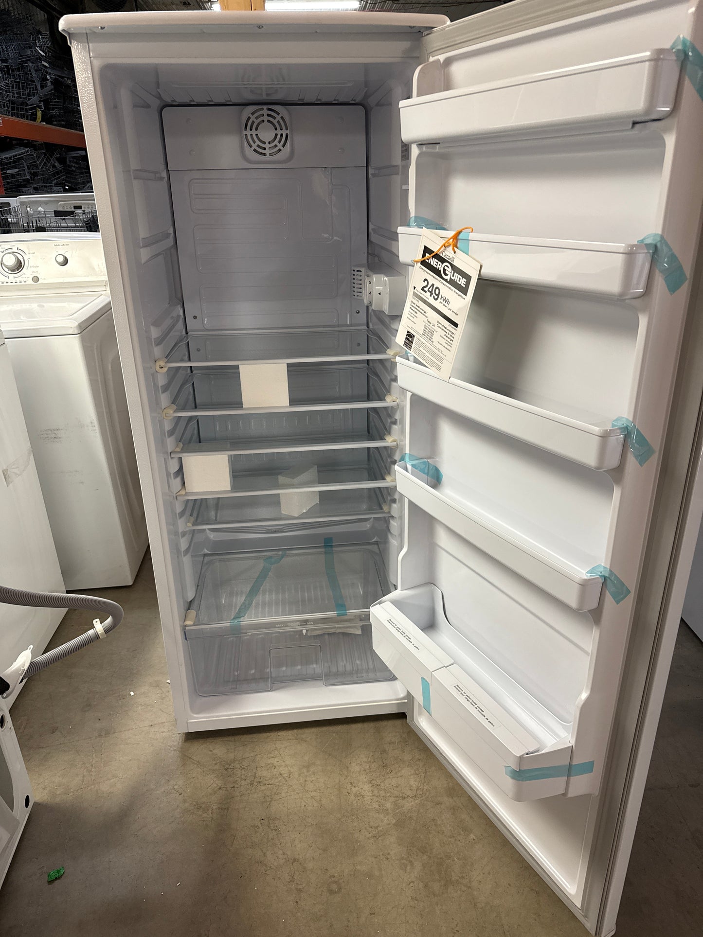 Tout réfrigérateur 11 pi3 Danby DAR110A1WDD