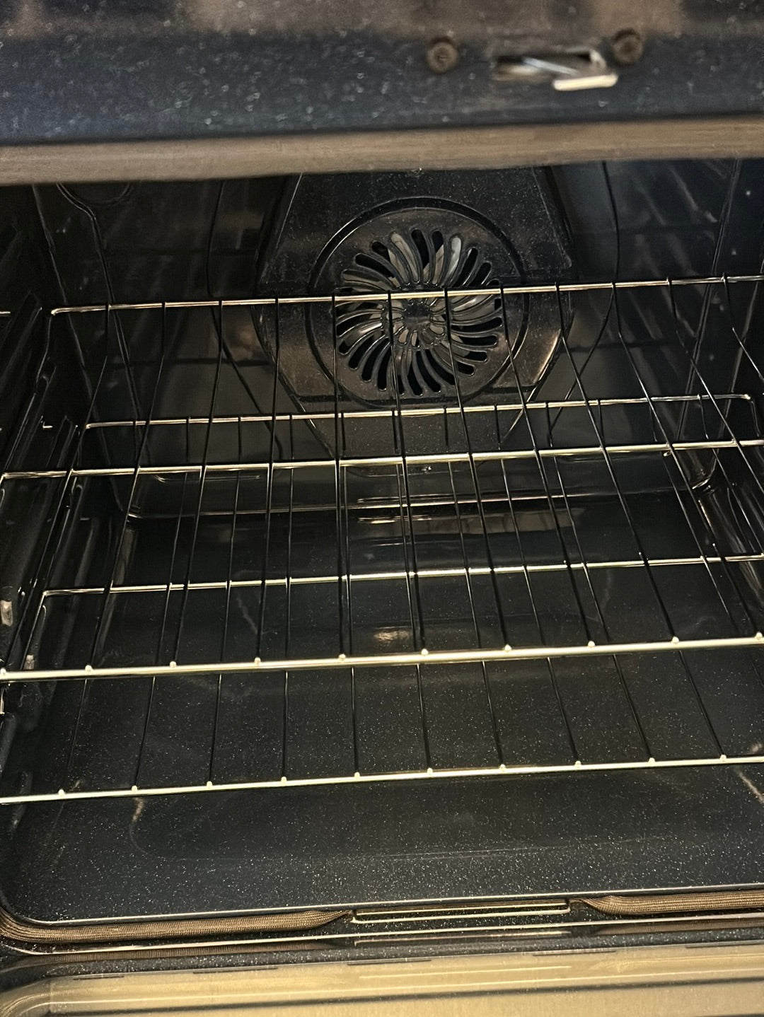 Cuisinière électrique autonome 6,3 pi³ 30 po de Samsung (NE63A6111SS) - Acier inoxydable