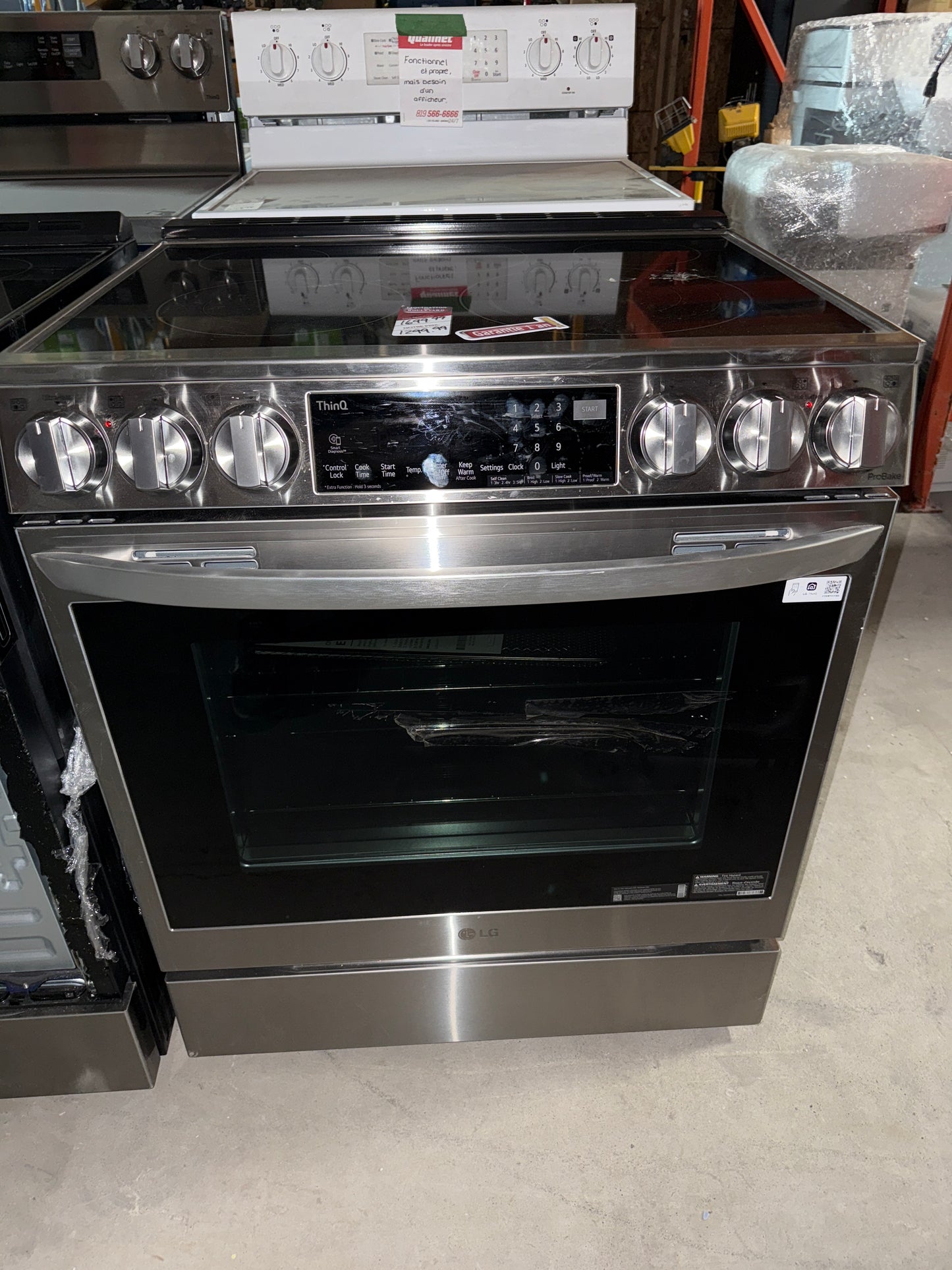 Cuisinière électrique encastrable conv./friture air 30 po de LG (LSEL6335F) - Inox