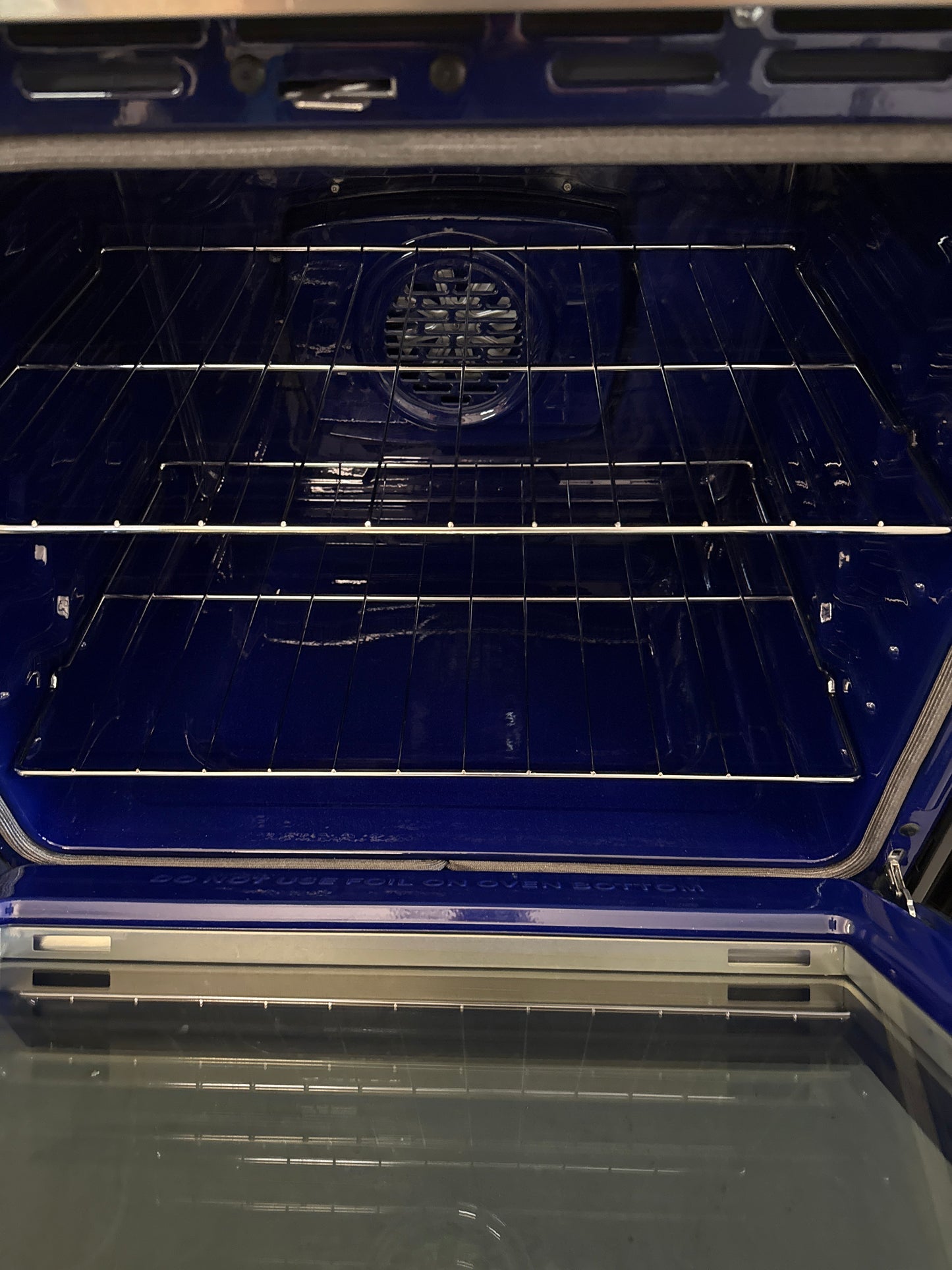 Cuisinière électrique encastrable à 5 éléments avec convection à ventilateur et friture à air chaud 6,3 pi³ 30 po de LG (LSEL6333D) - Inox noir