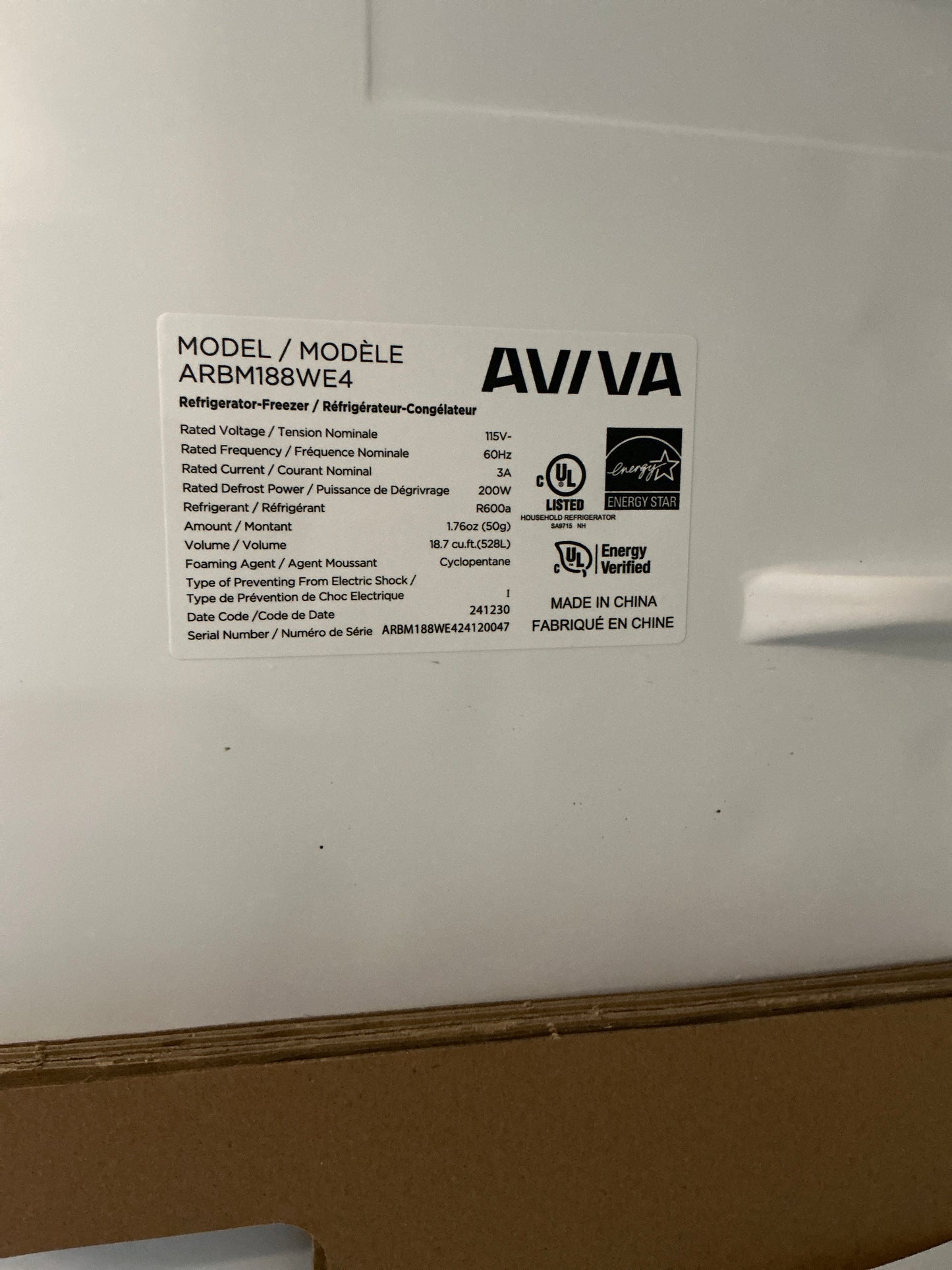 AVIVA - Réfrigérateur 18.7 Pi. cu. Congélateur en bas / tiroir Blanc - ARBM188WE4