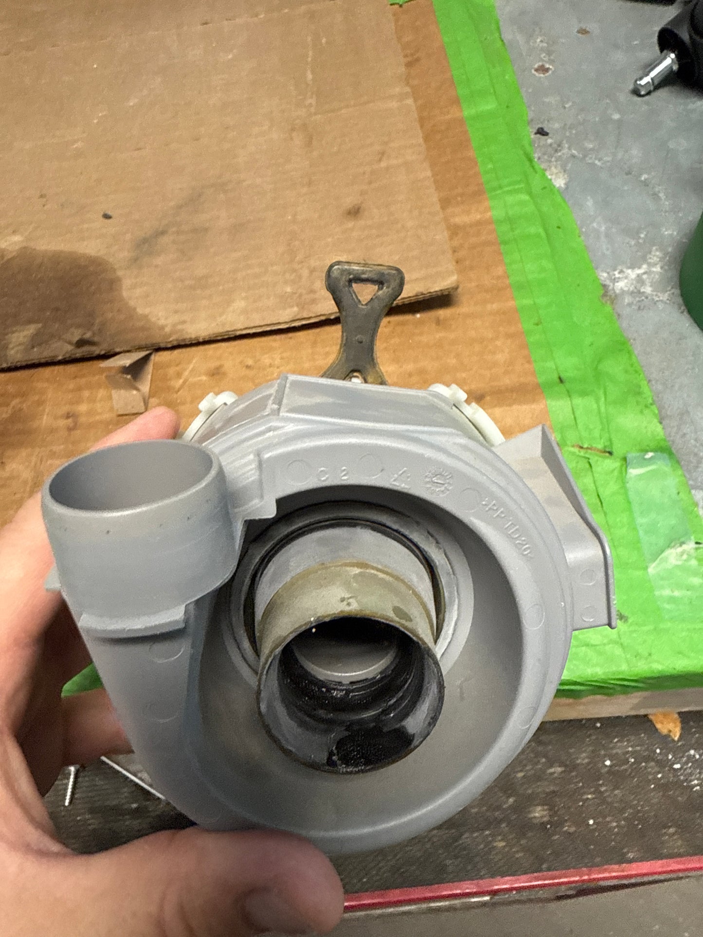 Bosch 00705174 Pompe de circulation pour lave-vaisselle avec chauffage Pièce d'origine usagé fonctionnel