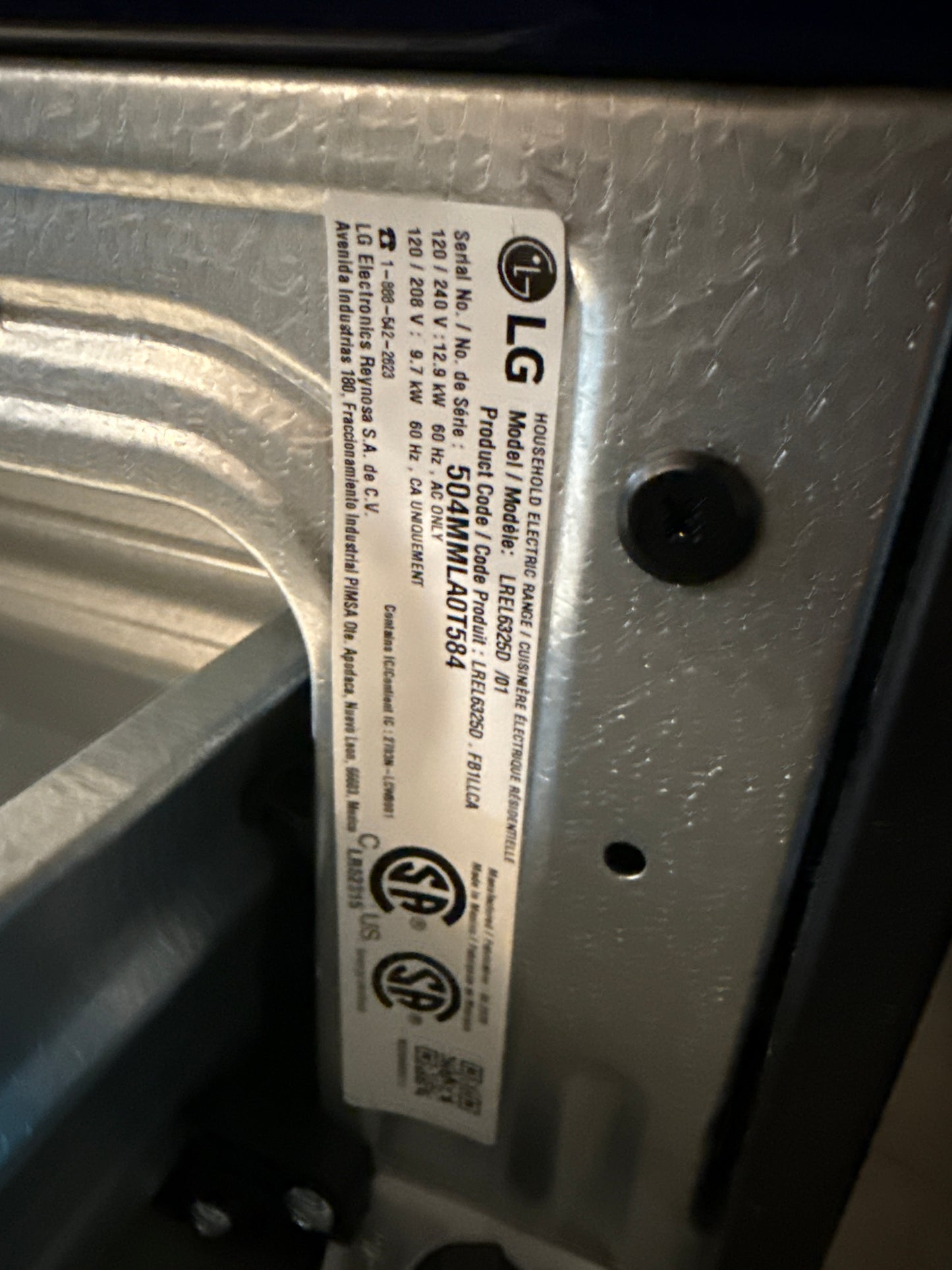 Cuisinière électrique 5 éléments/conv. véritable/friture air 6,3 pi³ 30 po de LG (LREL6325D) - INOX NOIRE