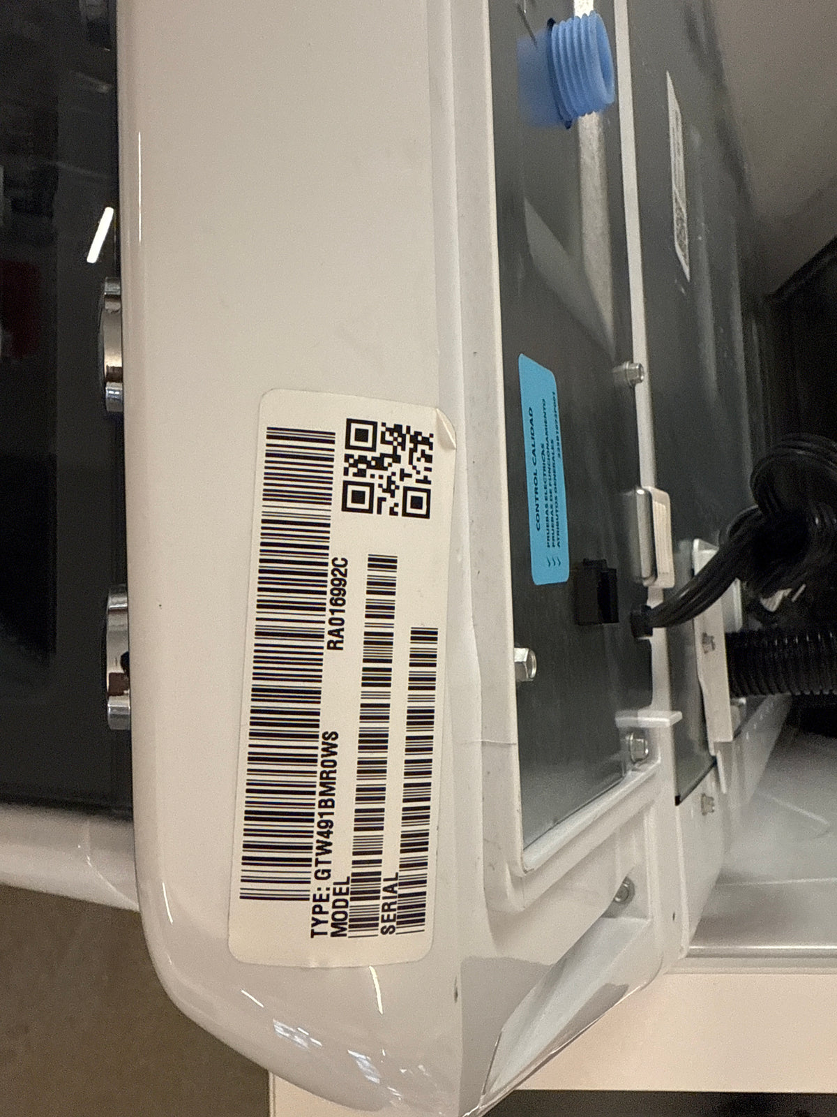 GE Laveuse à chargement par le haut de 4,9 pi³, blanc GTW491BMRWS