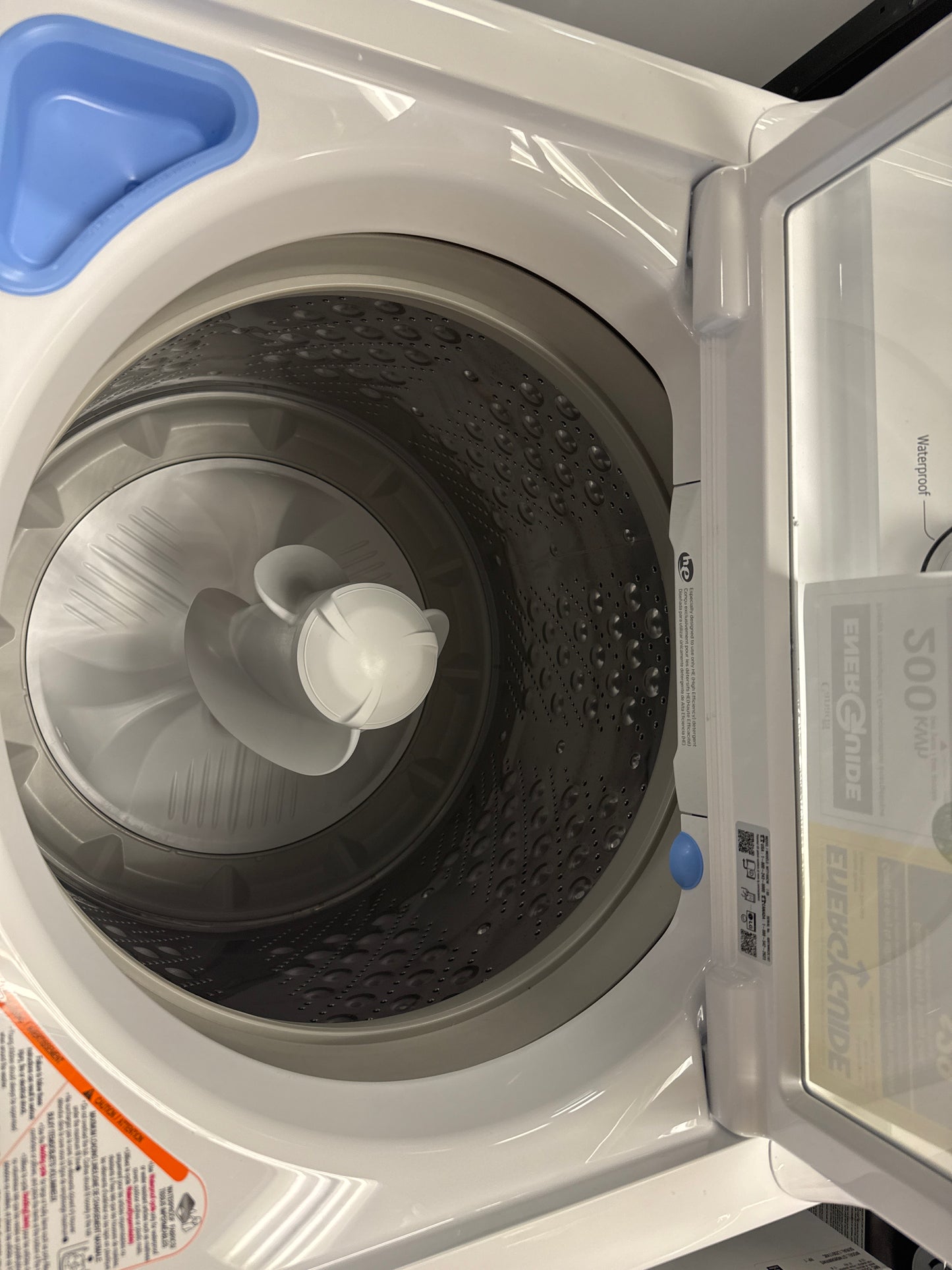 Laveuse à chargement par le haut haute efficacité de 5,6 pi³ de LG (WT7155CW) - Blanc