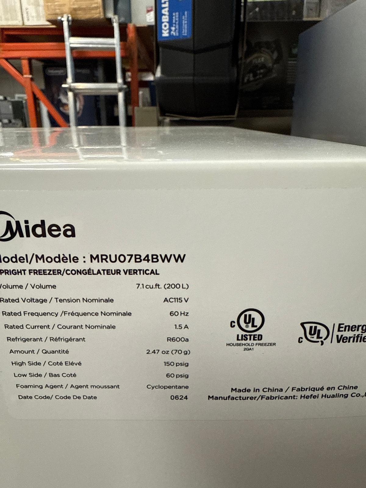 Congélateur vertical hybride Midea blanc 7,1 pi³ MRU07B4BWW