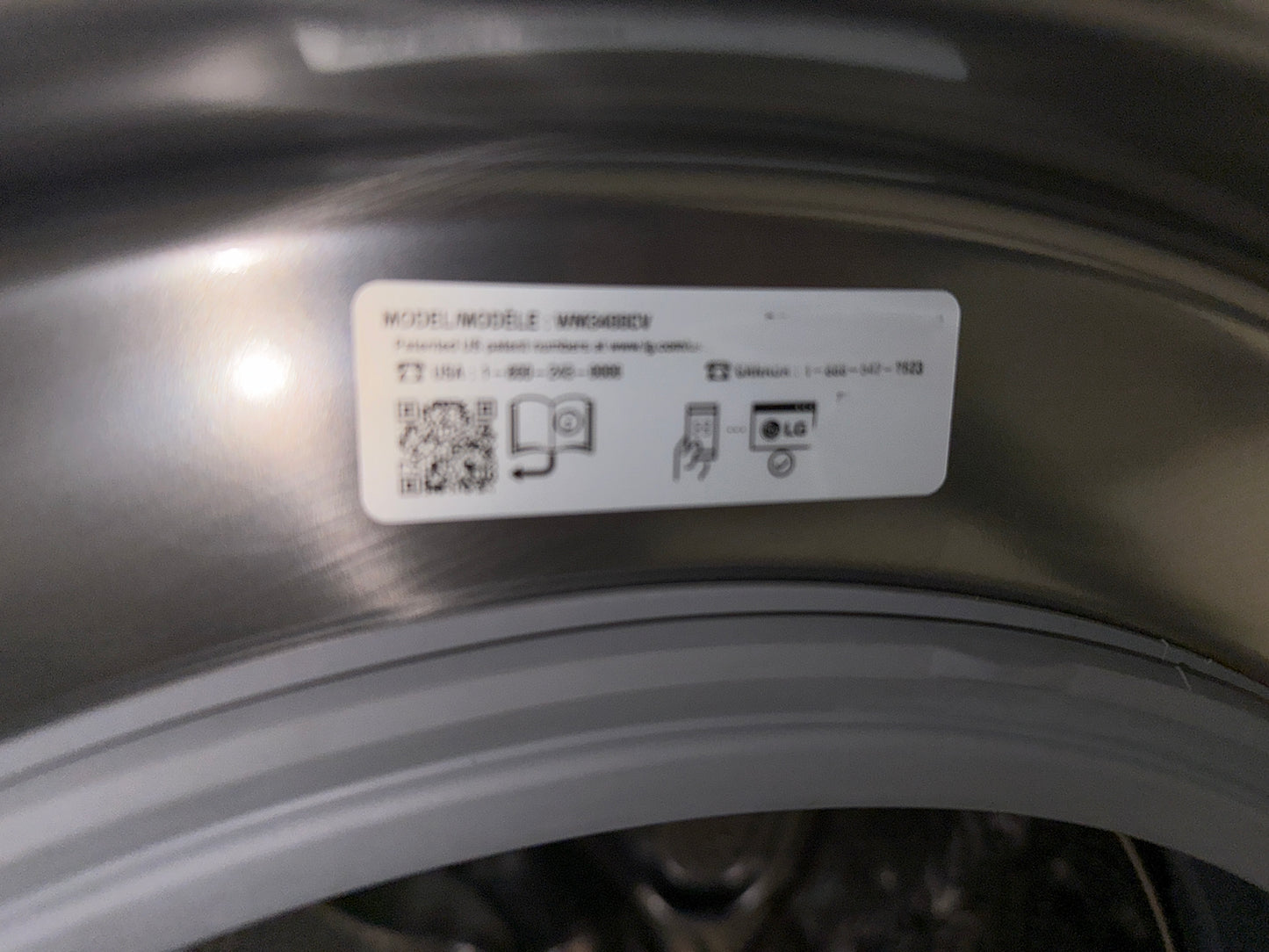 Laveuse WM3400CV. chargement frontal haute efficacité 5,2 pi³/sécheuse DLE3400CVélectrique 7,4 pi³ de LG - INOX