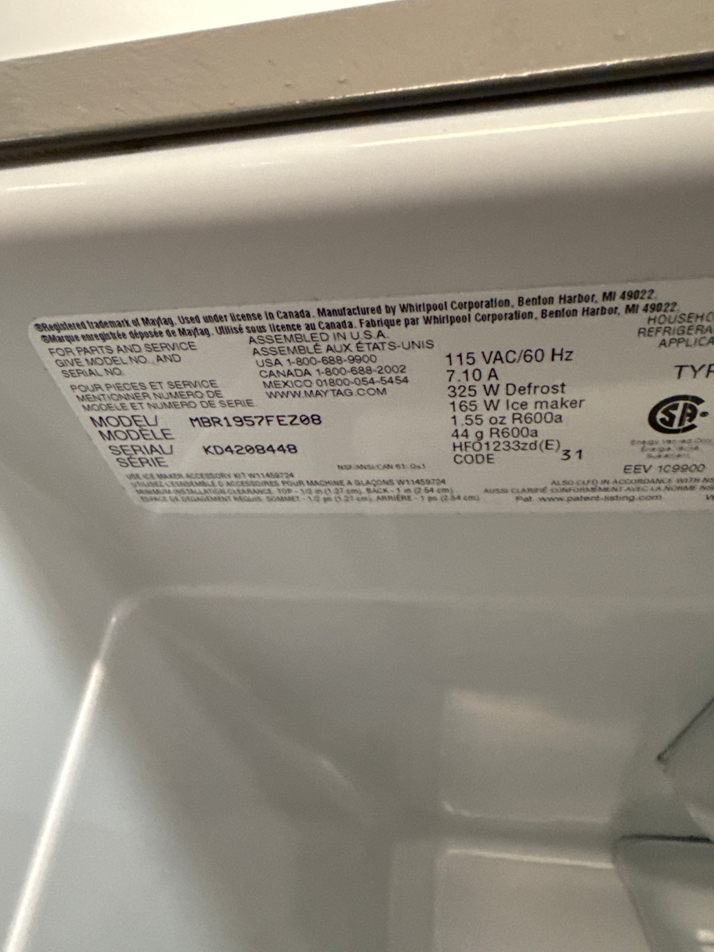 Réfrigérateur Maytag à congélateur inférieur de 30 po avec tiroir de congélateur coulissant, 18,7 pi³, acier inoxydable /MBR1957FEZ