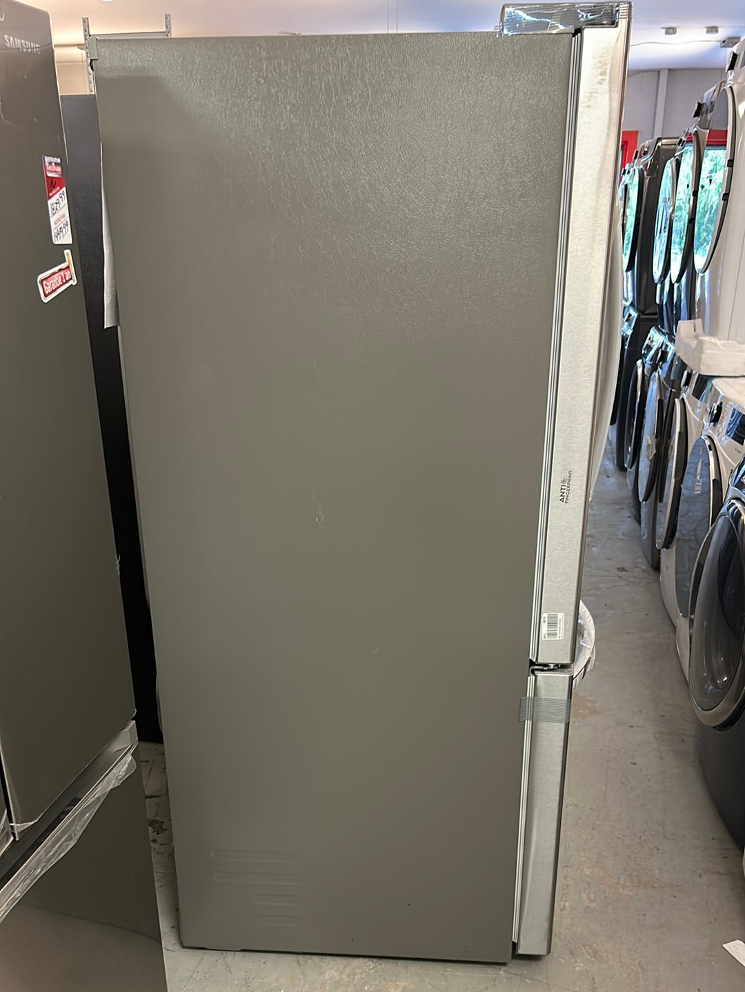 Réfrigérateur à deux portes 21,8 pi³ 30 po de LG (LRFNS2200S) - Inox