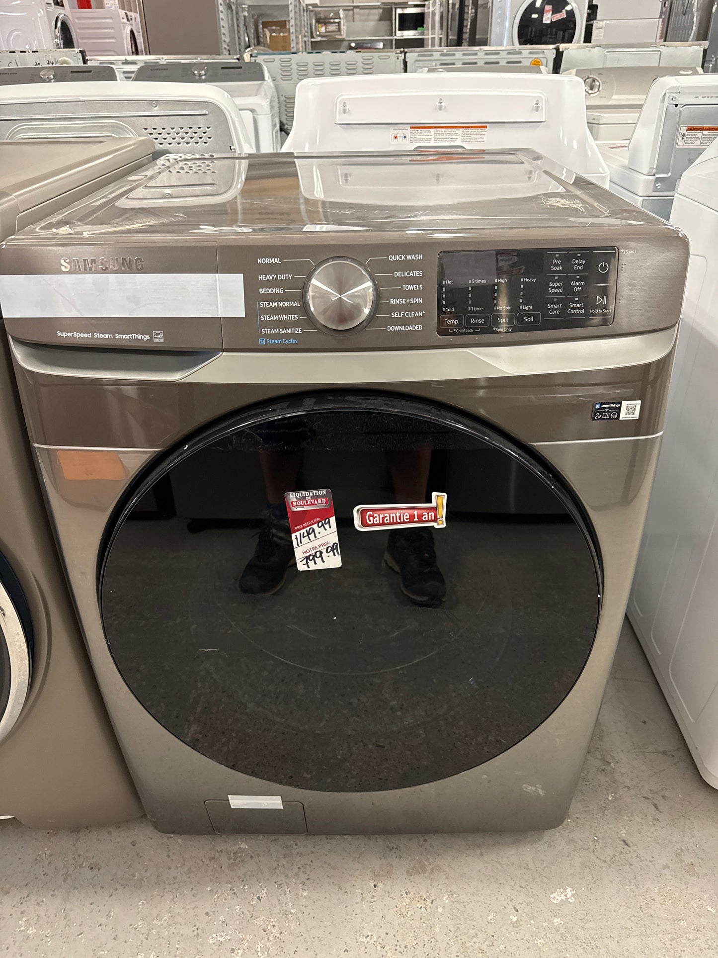 Laveuse à vapeur à chargement frontal haute efficacité de 5,2 pi³ de Samsung (WF45B6300AP/US) - Platine
