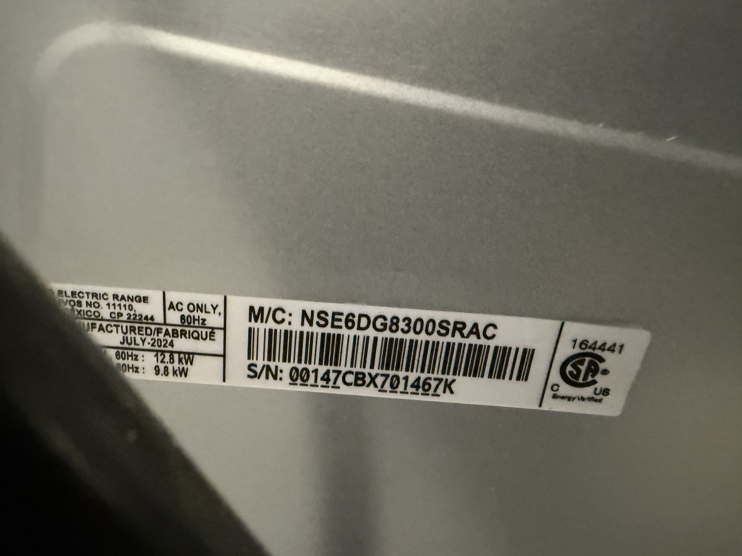 Cuisinière électrique encastrable à 5 éléments avec convection par ventilateur 6,3 pi³ 30 po de Samsung (NSE6DG8300SRAC) - Acier inoxydable