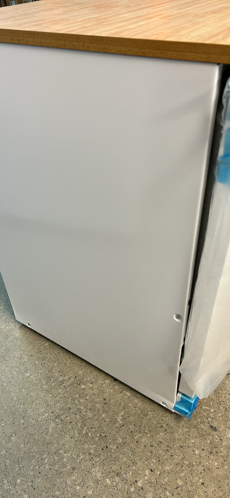Lave-vaisselle mobile 24 po 64 dB de Whirlpool (WDP370PAHW) - Blanc