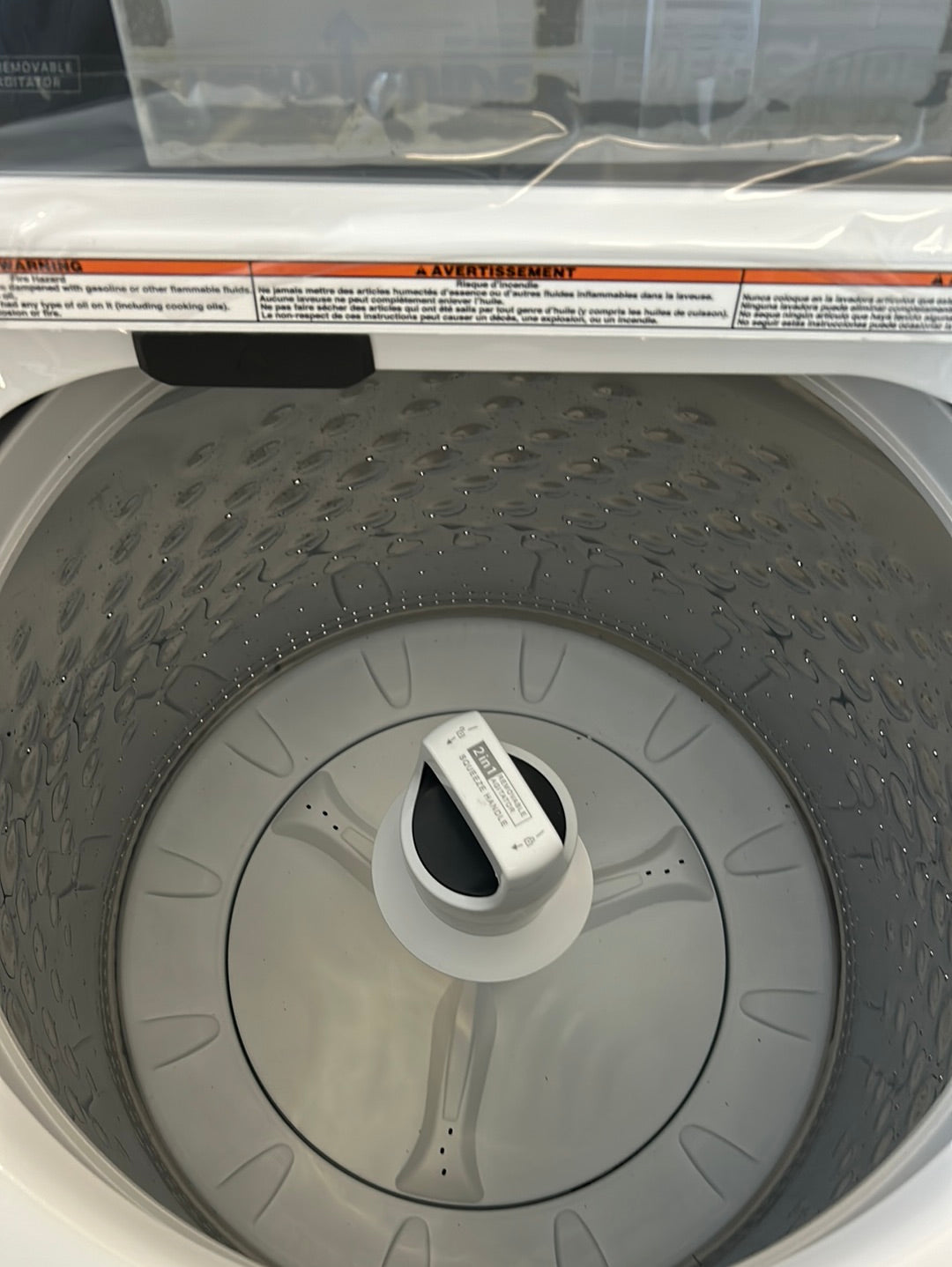 Laveuse à chargement par le haut HE de 5,4 pi³ de Whirlpool (WTW5057LW) - Blanc