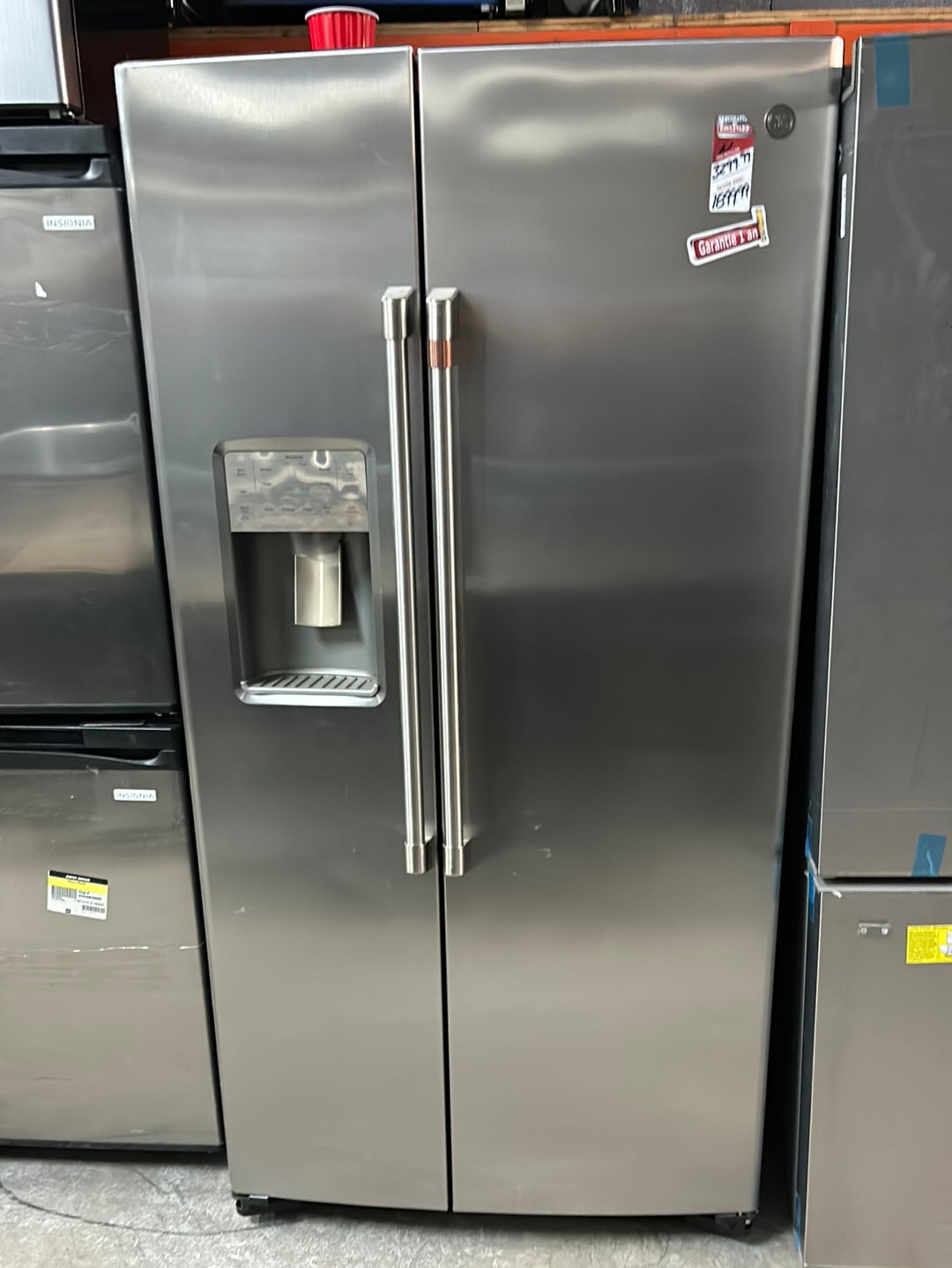 Réfrigérateur à profondeur de comptoir à deux portes 36 po 21,9 pi³ Café (CZS22MP2NS1) - Inox