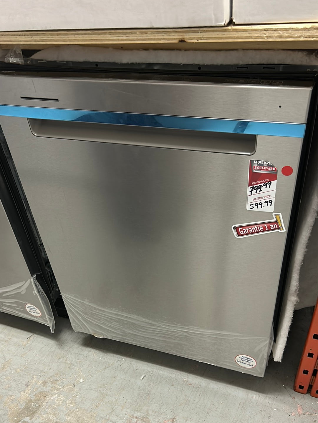 Lave-vaisselle encastrable 24 po 47 dB avec troisième panier de Whirlpool (WDTA50SAKZ) - Inox