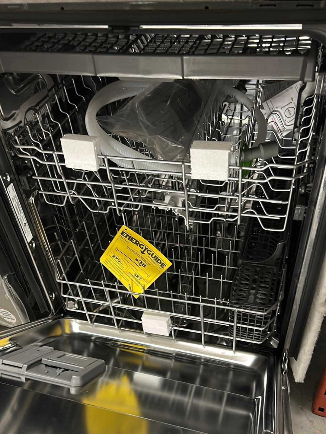 Lave-vaisselle encastrable 24 po 47 dB avec troisième panier de Whirlpool (WDTA50SAKZ) - Inox