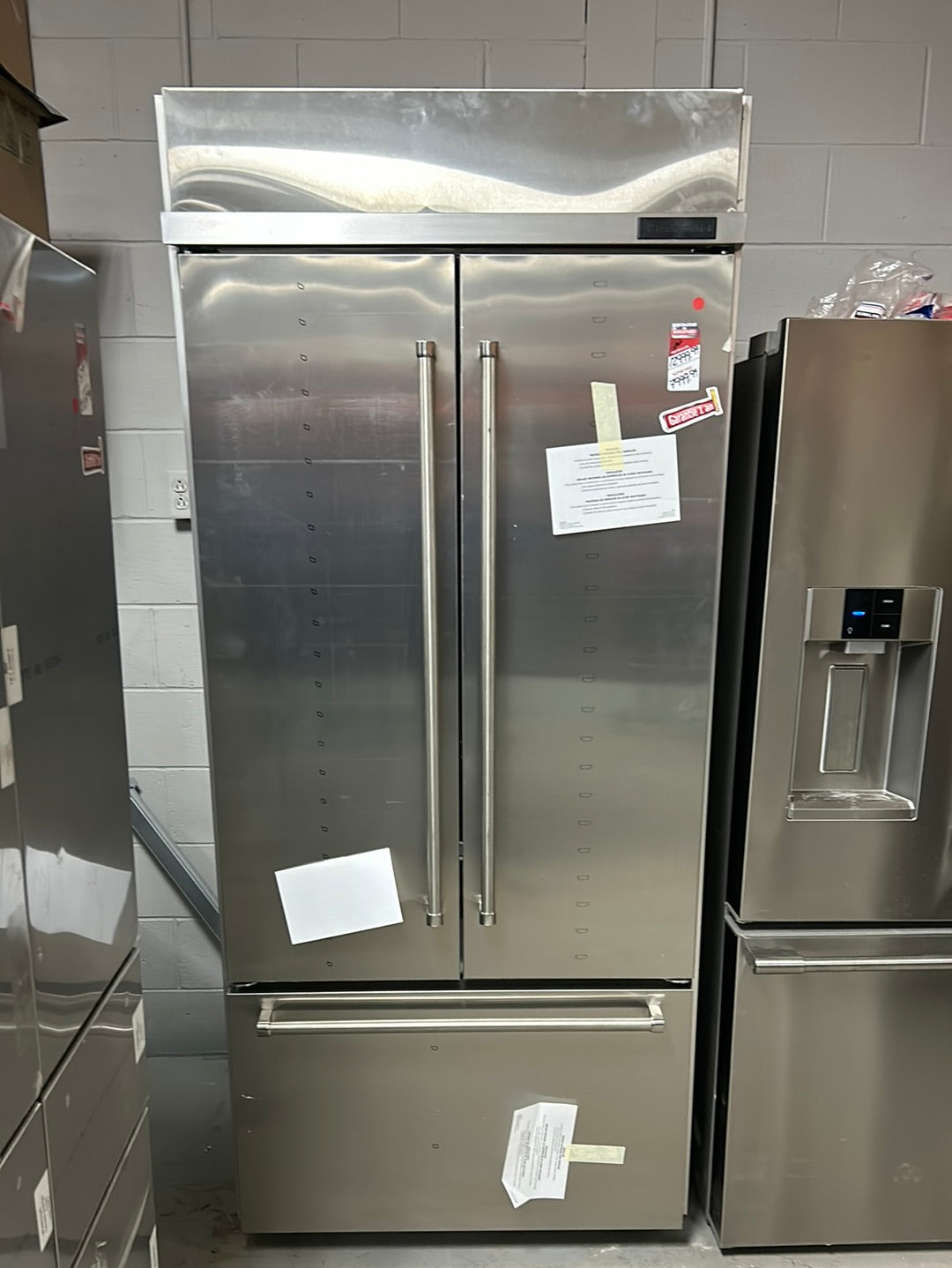Réfrigérateur à portes françaises KitchenAid, 36 po, 20,8 pi³, acier inoxydable (KBFN506ESS)