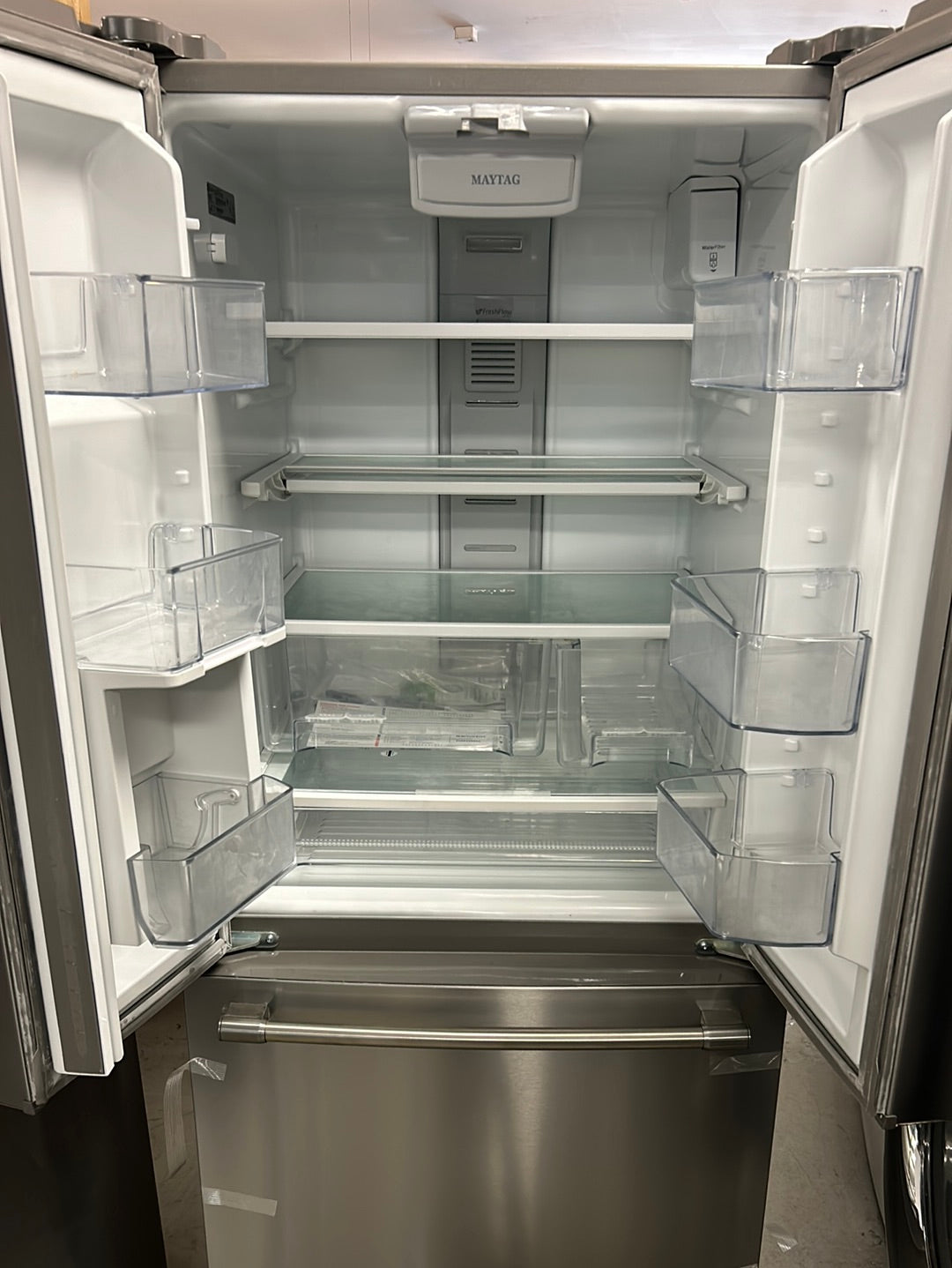 Réfrigérateur deux portes 19,7 pi³ 30 po avec éclairage DEL de Maytag (MFW2055FRZ)-Acier inoxydable