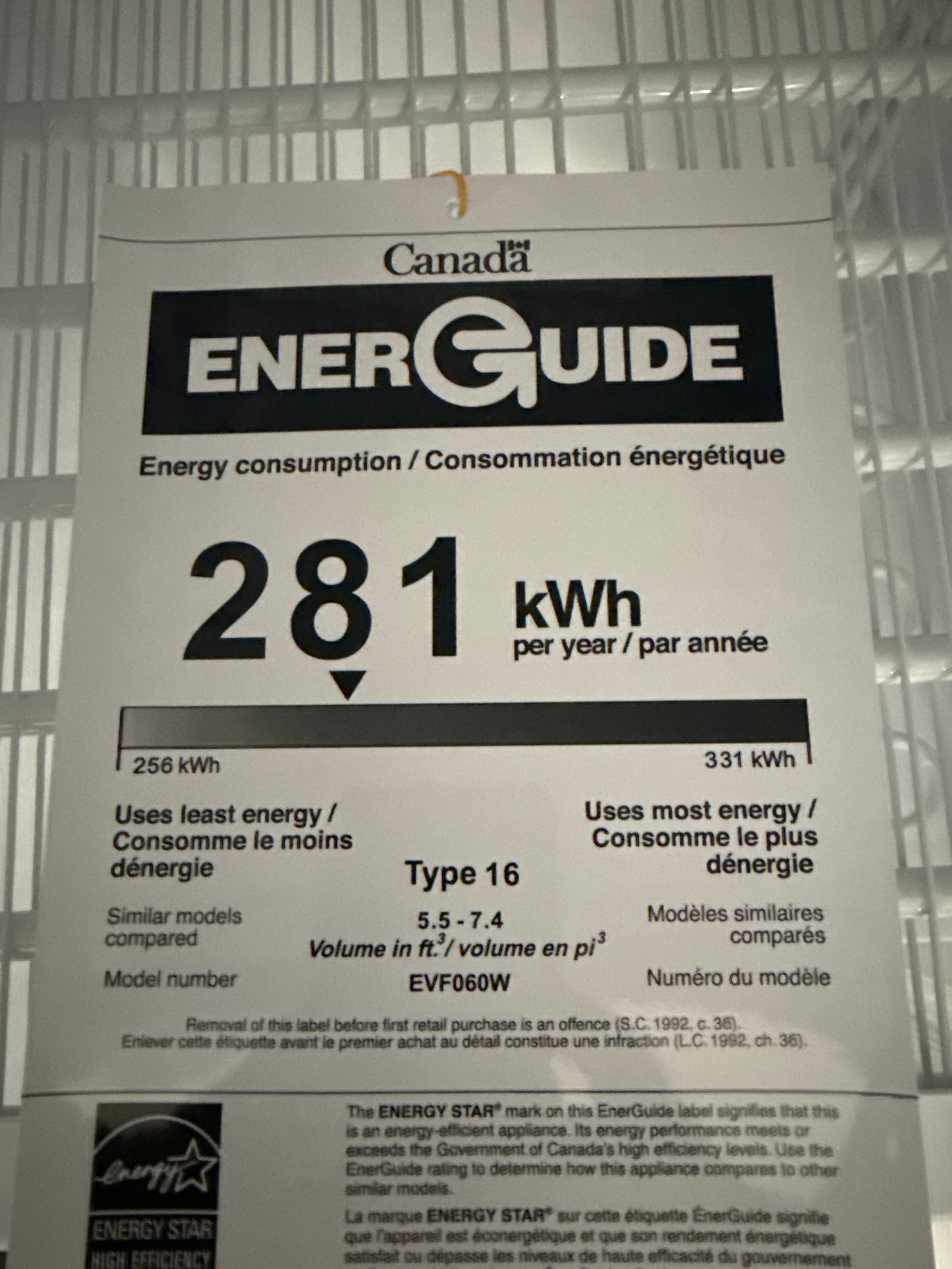Congélateur Colonne de congélation 6 Pi. cu. Modèle# EVF060W
