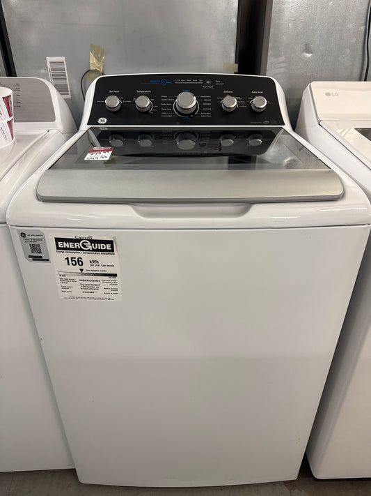 GE Laveuse à chargement par le haut de 4,9 pi³, blanc GTW491BMRWS