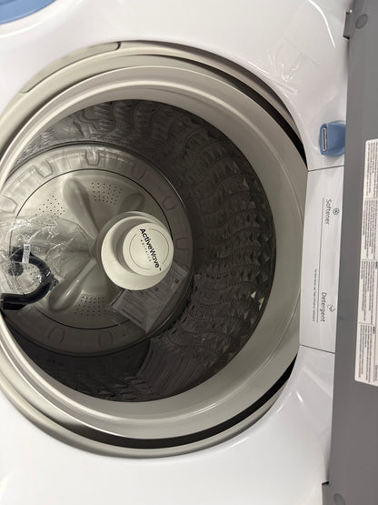 Samsung Laveuse à chargement par le haut de 5,3 pi³ avec agitateur ActiveWave en blanc WA46CG3505AW