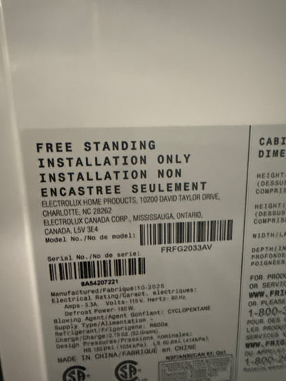 Réfrigérateur à deux portes de 19,6 pi³ de 33 po à distributeur d'eau de Frigidaire (FRFG2033AV) - Acier inoxydable