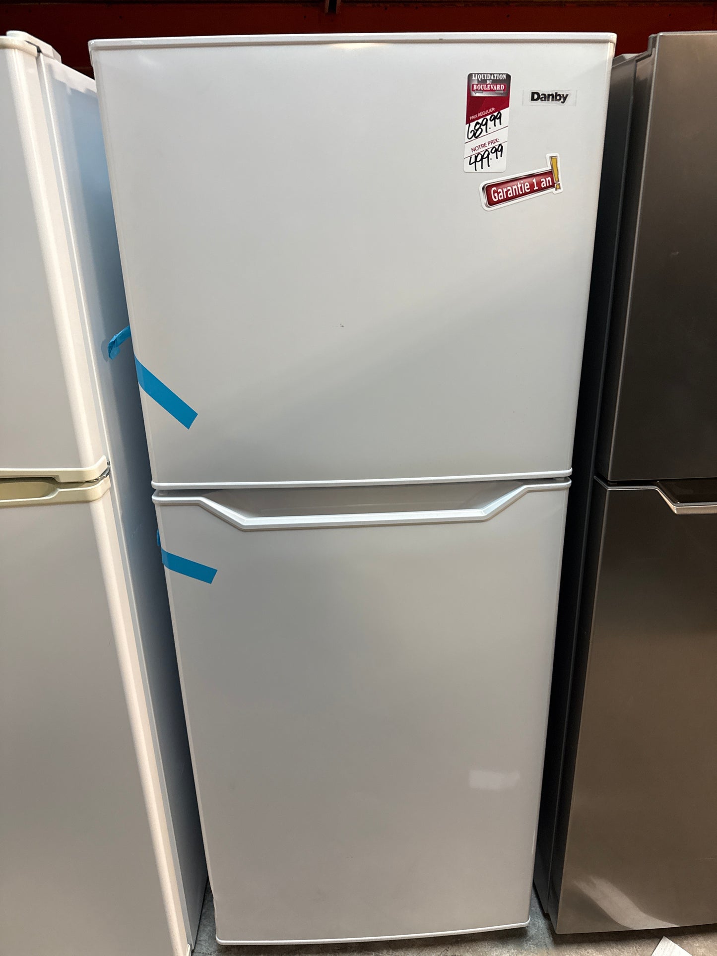 Danby - Réfrigérateur 10.1 Pi. cu. Congélateur en haut Blanc DFF101B1WDB