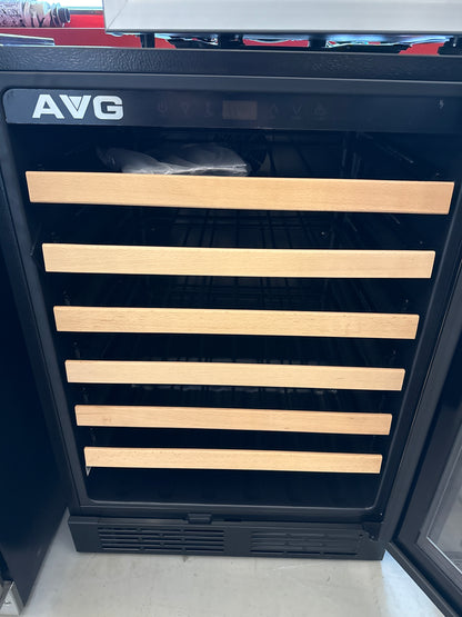 Cellier à vin de 54 bouteilles AVG CWC54SS