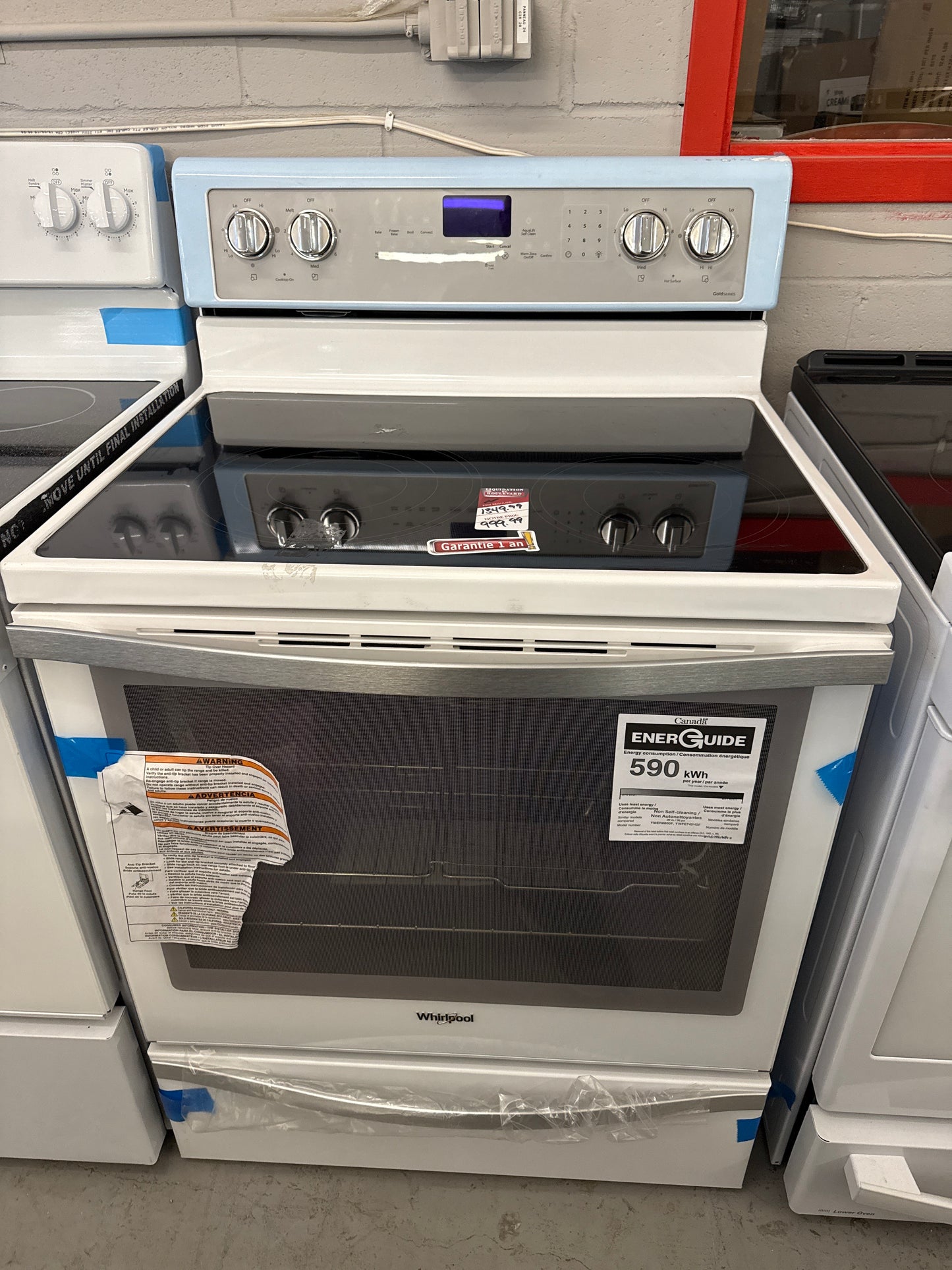 Cuisinière électrique autonome surf. lisse 30 po de Whirlpool (YWFE745H0FH) - Blanc