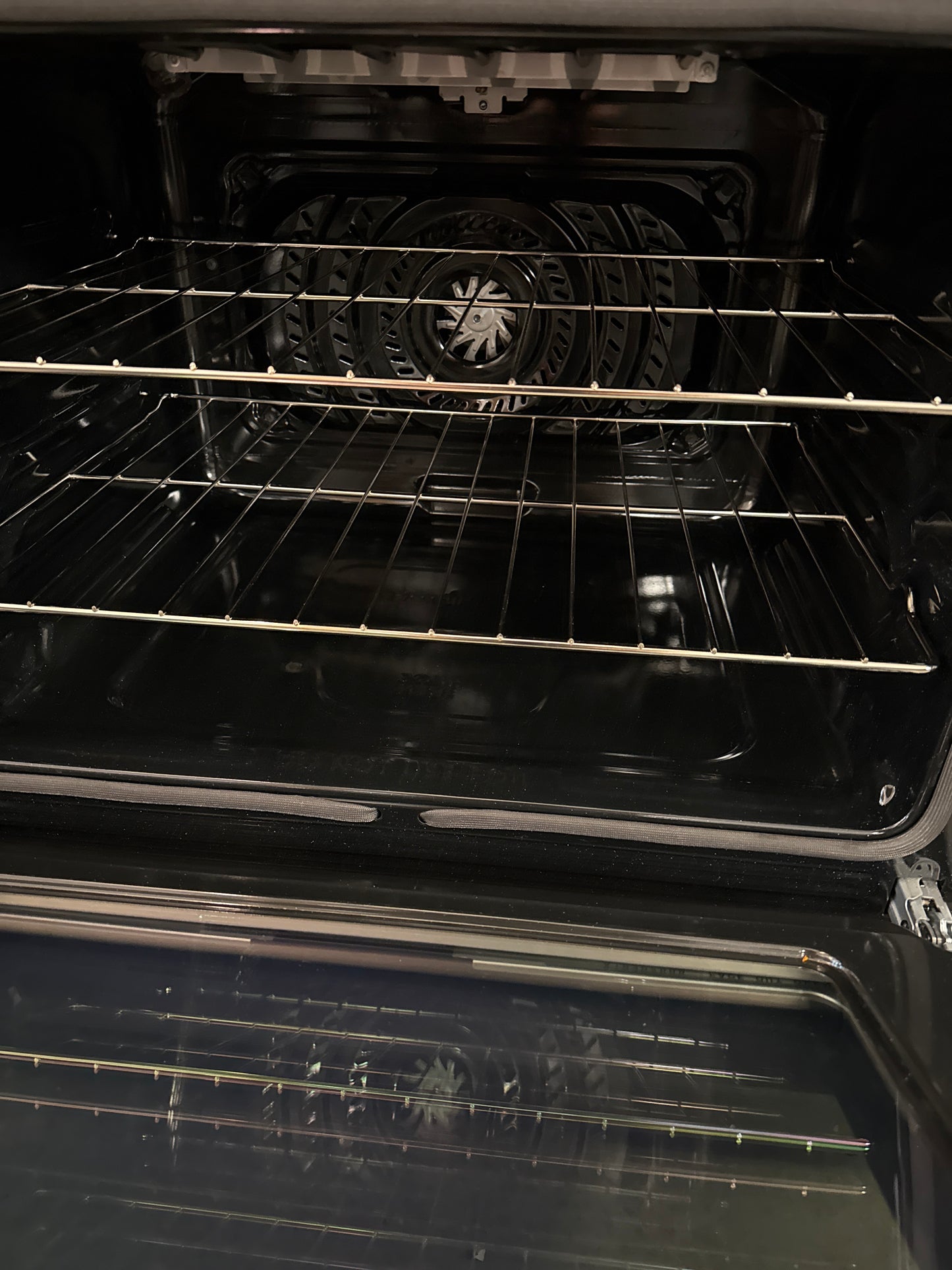 Cuisinière électrique autonome à 5 éléments de 5,3 pi³ et 30 po Gallery de Frigidaire (GCRE306CBF) - Inox