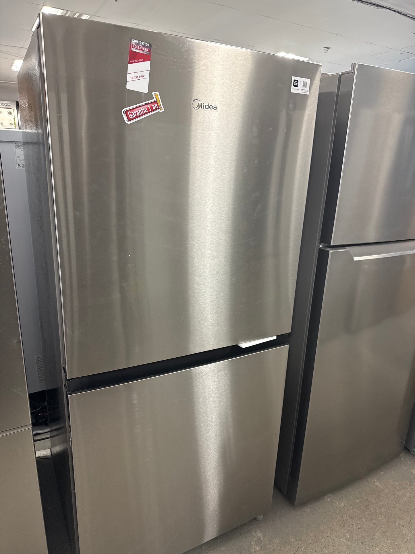 Réfrigérateur-congélateur 3-en-1 hybride Midea 20 pi³, INOX MRU21C7BST