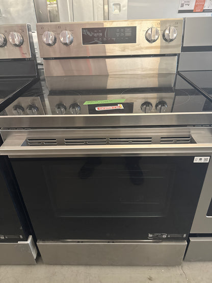 Cuisinière à induction autonome avec convection véritable et friture à l'air 6,3 pi³ 30 po de LG (LRIN6323YE) - Acier inoxydable