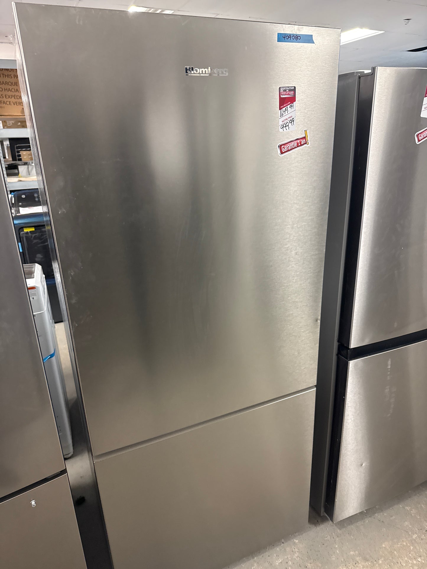 Réfrigérateur 16.2 pi. cu. Congélateur en bas / porte Inox Model# BRFB21612SS