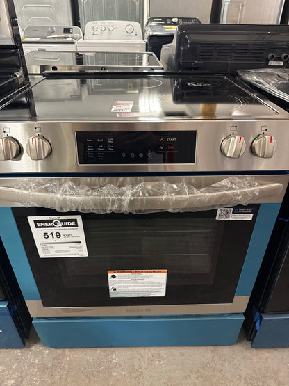 Frigidaire Cuisinière électrique coulissante avec éléments Space wise et four à convection autonettoyant en acier inoxydable FCFE308CAS