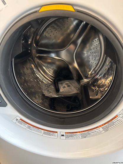 Laveuse électrique à chargement frontal de 7,4 pi³ de Whirlpool avec option Wrinkle Shield - Energy Star (YWED5720RW) - Blanc