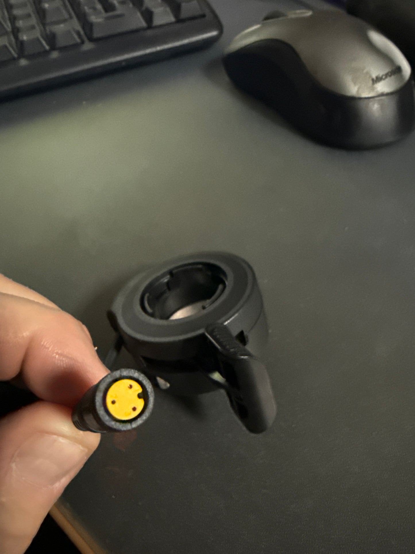 THROTTLE IGO SÉRIE (RS 1/LE 1/LS 1)