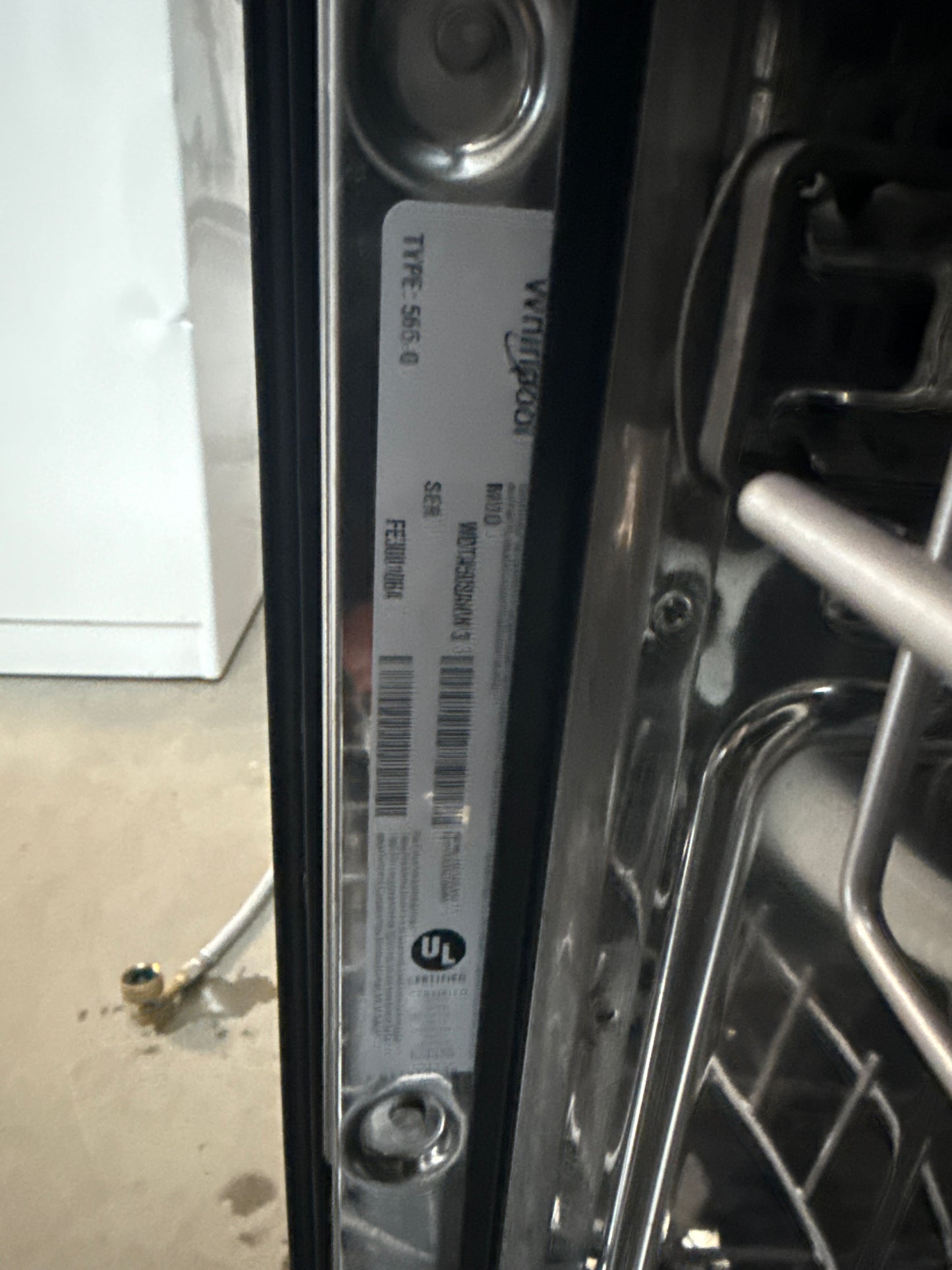 Lave-vaisselle encastrable 24 po 47 dB avec troisième panier de Whirlpool (WDTA50SAKW)- BLANC