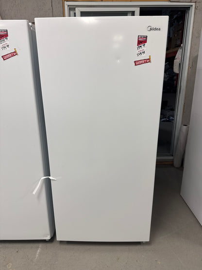 Congélateur vertical hybride Midea 28 po blanc 13,8 pi³ Certifié ENERGY STAR® MRU14F2AWW