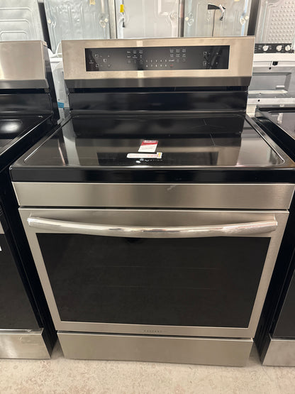Cuisinière à induction autoportante avec four à convection Frigidaire Gallery, acier inoxydable, 4 éléments, autonettoyante GCRI306CBF