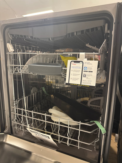 Lave-vaisselle encastrable 24 po 46 dB avec troisième panier de Bosch (SHE5AE75N) - Acier inoxydable