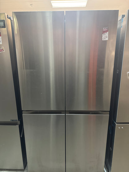 RÉFRIGÉRATEUR 23.6 PI. CU. 4 PORTES INOX Modèle: LF24C8200S