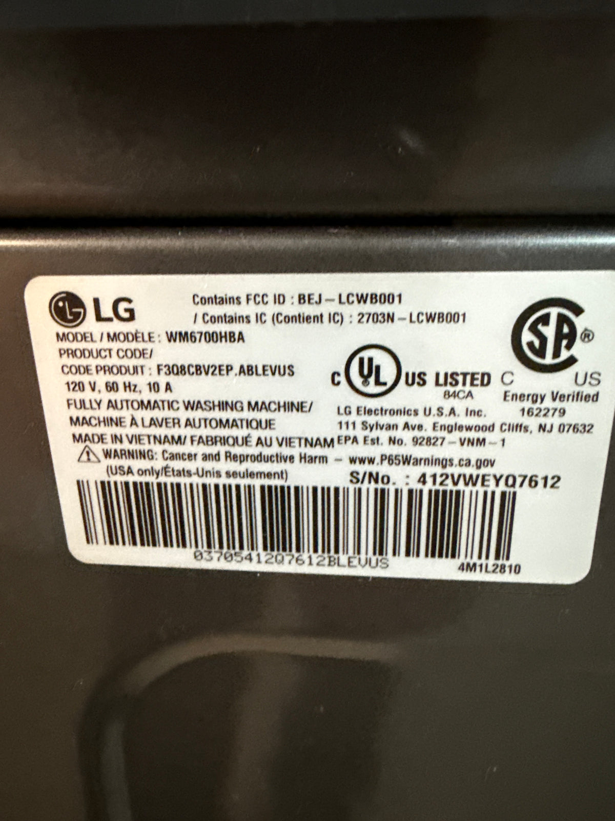 Laveuse à vapeur à chargement frontal HE de 5,8 pi³ et sécheuse électrique à vapeur de 7,4 pi³ de LG - Acier noir