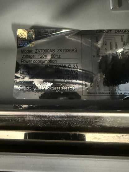 Hotte sous-meuble Zephyr Tidal I 36" NK7036AS - 700 CFM - Acier inoxydable