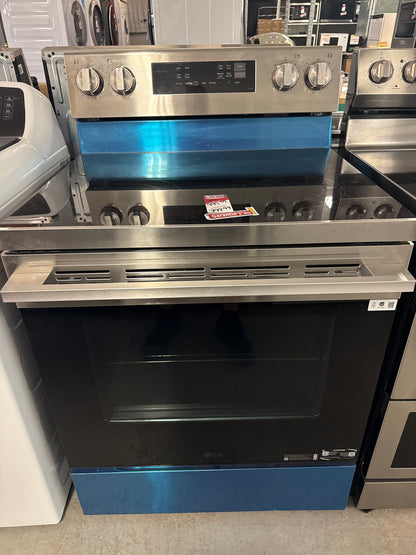 LG Electronics Cuisinière électrique autonome intelligente de 6,3 pi³ avec convection ProBake, friture à l'air chaud et EasyClean en acier inoxydable - ENERGY STAR® LREN6321YE